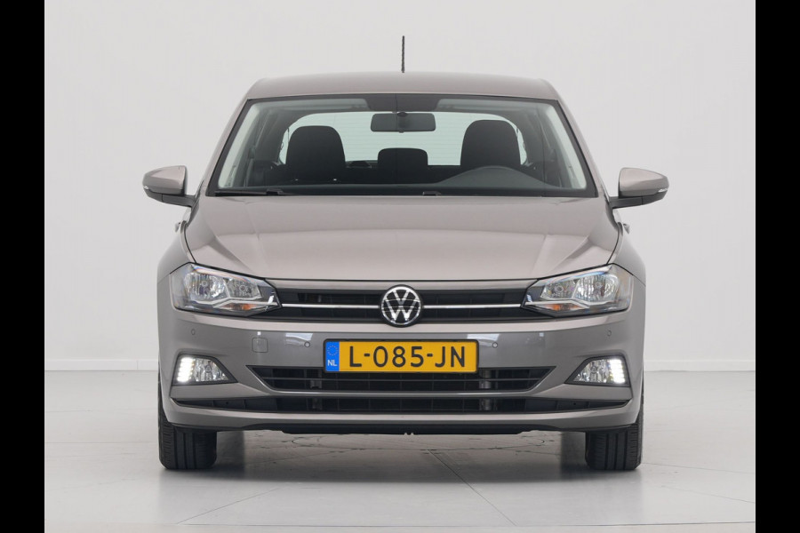 Volkswagen Polo 1.0 TSI 95pk Comfortline Navigatie Pdc Airco Acc Carplay 237