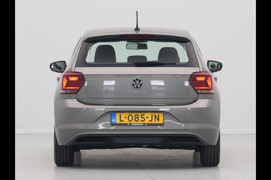 Volkswagen Polo 1.0 TSI 95pk Comfortline Navigatie Pdc Airco Acc Carplay 237