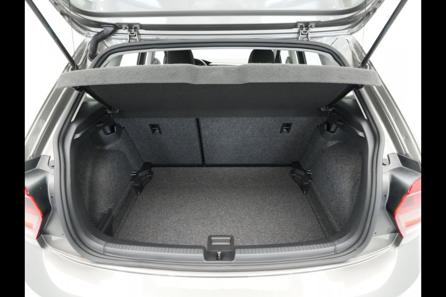 Volkswagen Polo 1.0 TSI 95pk Comfortline Navigatie Pdc Airco Acc Carplay 237
