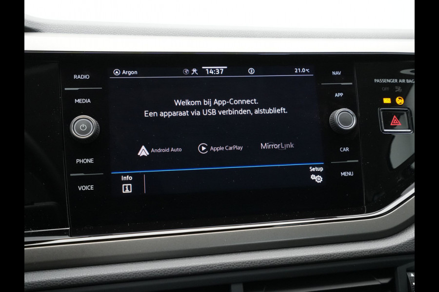 Volkswagen Polo 1.0 TSI 95pk Comfortline Navigatie Pdc Airco Acc Carplay 237