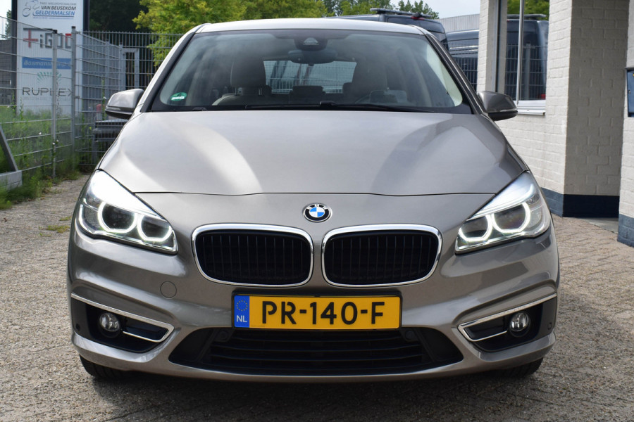 BMW 2 Serie Active Tourer 218i High Executive | Head Up | Leder | Navi | Stoelverwarming