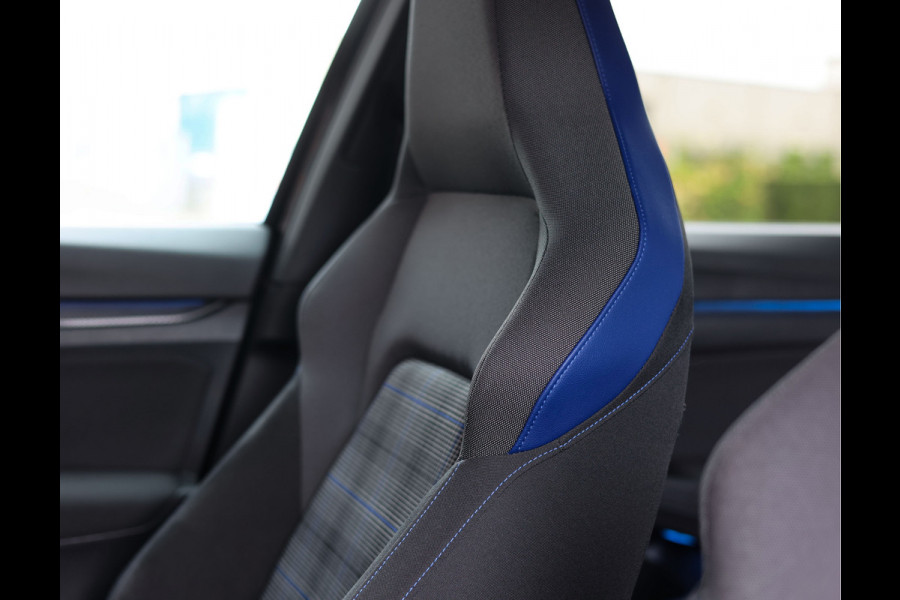 Volkswagen Golf 1.4 eHybrid GTE | IQ.Light - Camera - ACC