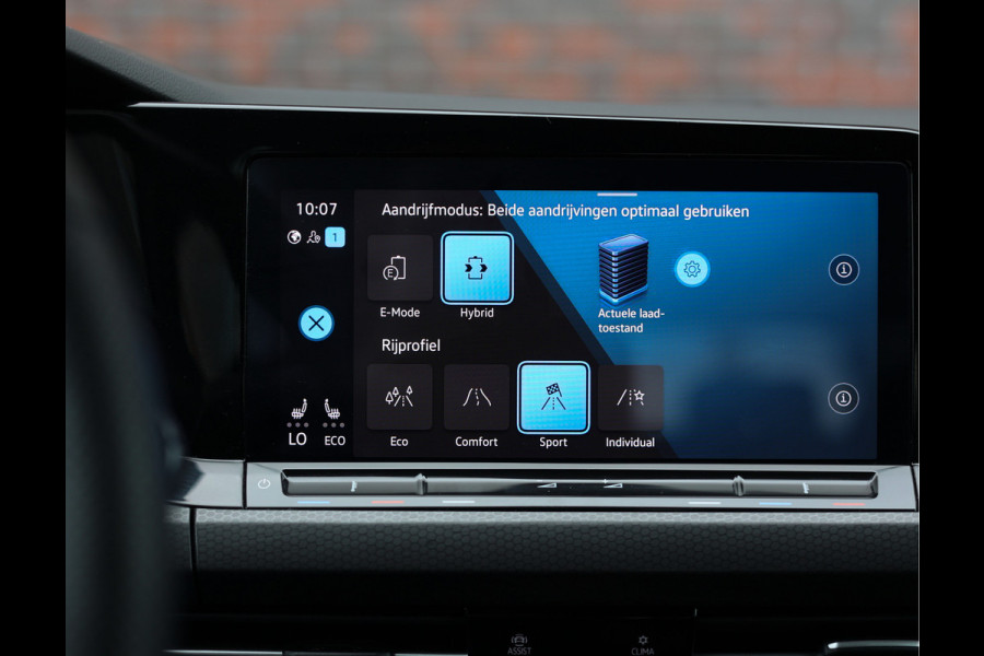 Volkswagen Golf 1.4 eHybrid GTE | IQ.Light - Camera - ACC