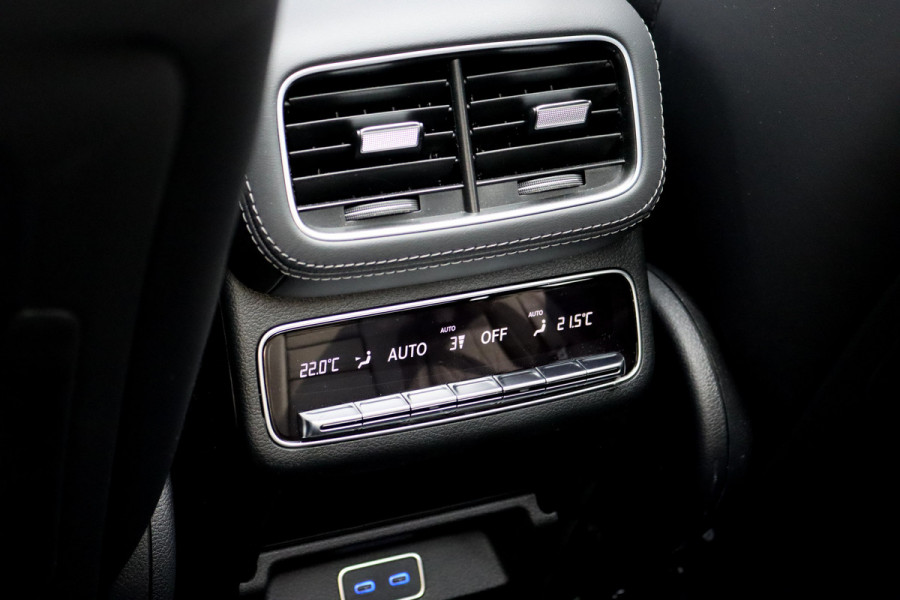 Mercedes-Benz GLE AMG 63 S 4MATIC+ Premium+ Aut9 | Facelift | Airmatic | Distronic+ | Carbon | AMG Drivers Package | Burmester | Massage | Vlakkenverwarming | Trekhaak | Soft-Close | Stoelventilatie | HUD |