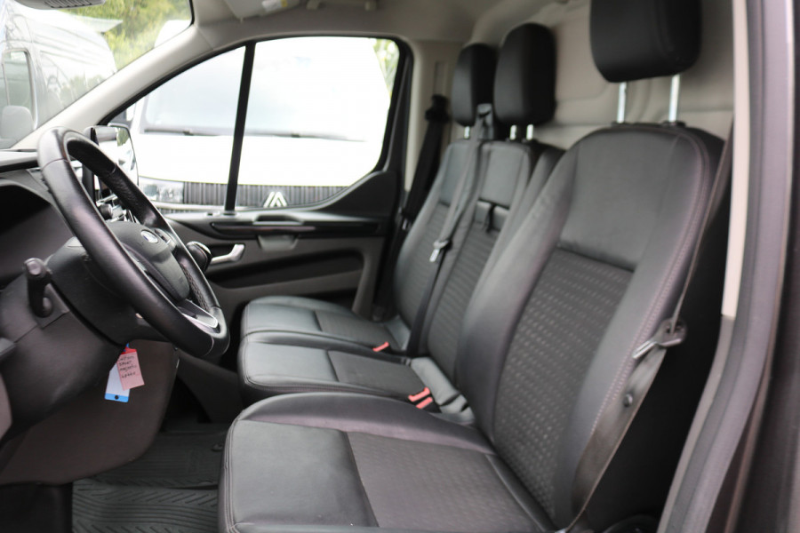 Ford Transit Custom 2.0 TDCI 185pk L2 H1 Sport Airco Navigatie