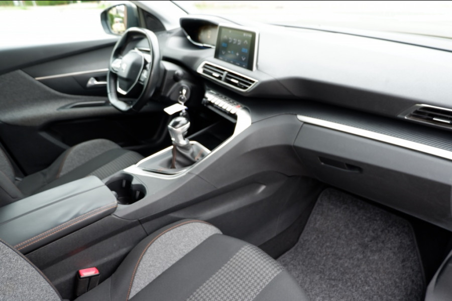 Peugeot 3008 1.2 PureTech BL Exec / Trekhaak / INCL. 12 maanden BOVAG