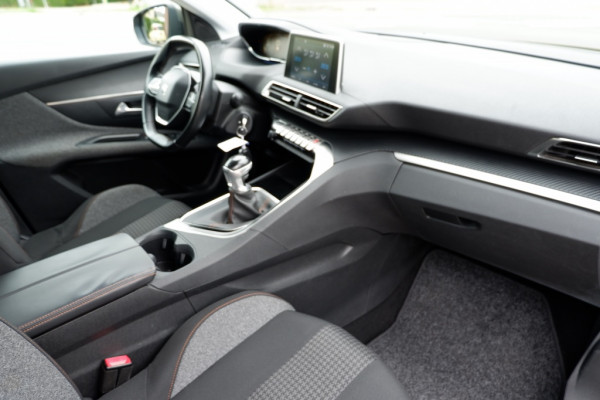 Peugeot 3008 1.2 PureTech BL Exec / Trekhaak / INCL. 12 maanden BOVAG