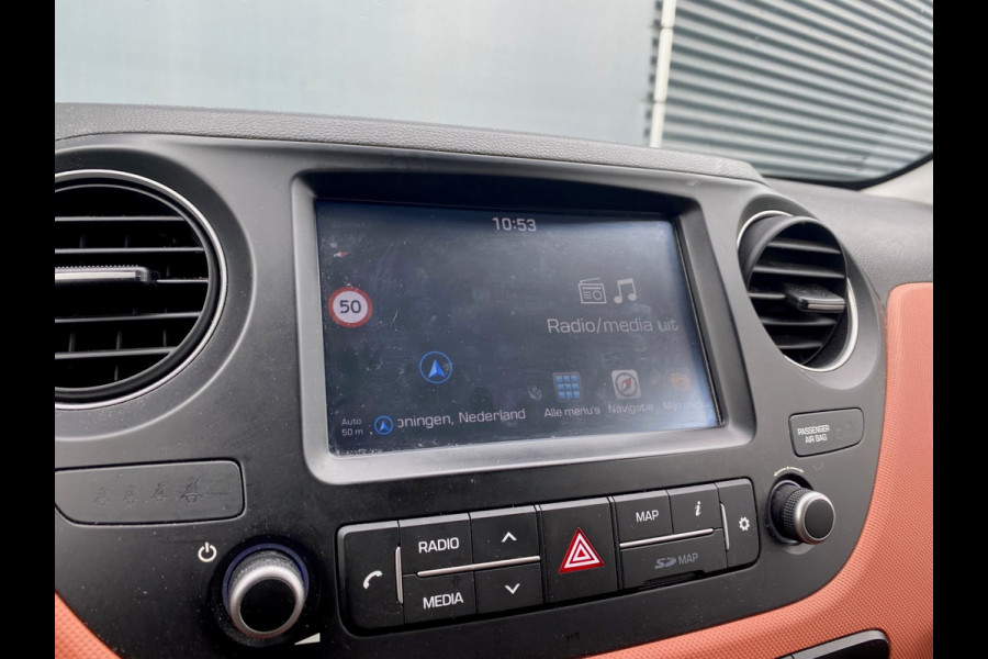 Hyundai i10 BWJ 2017 | 1.0i 66PK i-Motion Comfort | NAVI | AIRCO | LICHTMETAAL | CRUISE |