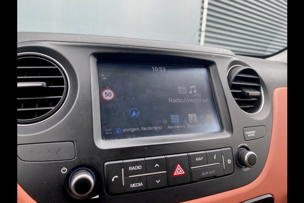 Hyundai i10 BWJ 2017 | 1.0i 66PK i-Motion Comfort | NAVI | AIRCO | LICHTMETAAL | CRUISE |