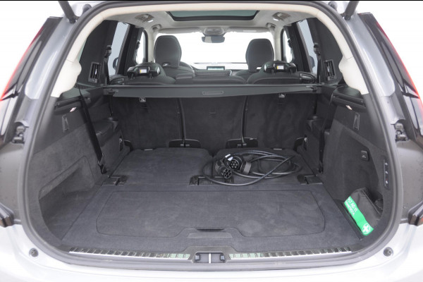 Volvo XC90 T8 455PK Automaat Plug-in hybrid AWD Ultra Dark / Luchtvering / Bowers & Wilkens / Extra getint glas / Nappa leder met Ventilatie / Gelamineerde zijruiten rondom