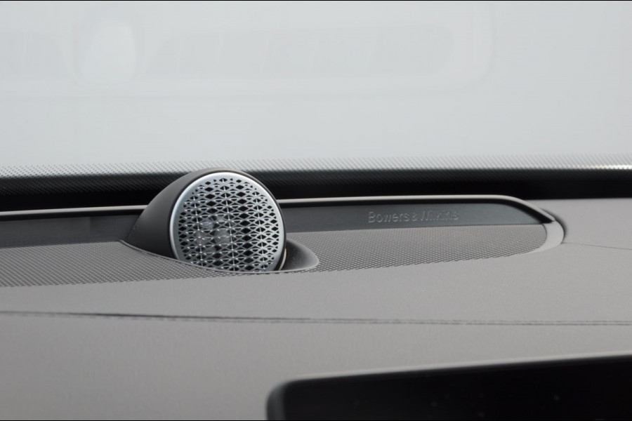 Volvo XC90 T8 455PK Automaat Plug-in hybrid AWD Ultra Dark / Luchtvering / Bowers & Wilkens / Extra getint glas / Nappa leder met Ventilatie / Gelamineerde zijruiten rondom