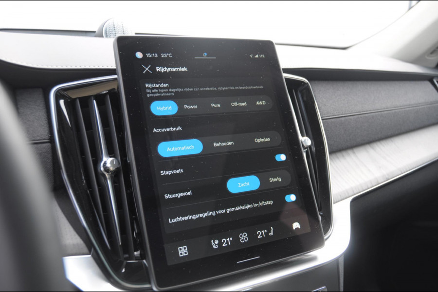 Volvo XC90 T8 455PK Automaat Plug-in hybrid AWD Ultra Dark / Luchtvering / Bowers & Wilkens / Extra getint glas / Nappa leder met Ventilatie / Gelamineerde zijruiten rondom