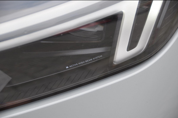 Volvo XC90 T8 455PK Automaat Plug-in hybrid AWD Ultra Dark / Luchtvering / Bowers & Wilkens / Extra getint glas / Nappa leder met Ventilatie / Gelamineerde zijruiten rondom