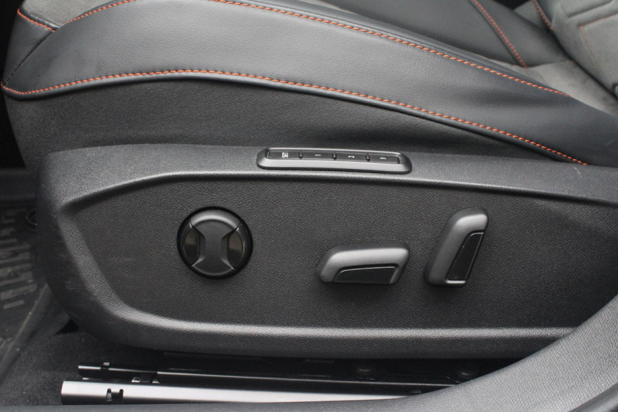 Seat Leon 1.4 TSI eHybrid PHEV FR Bus.Int. |Pano|Memory|StoelVW