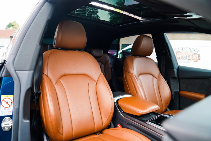 Audi Q8 55 TFSI quattro Pro Line Plus | Stoelverkoeling | Stuurverwarming | Luchtvering | Panorama | Adaptieve Cruise |