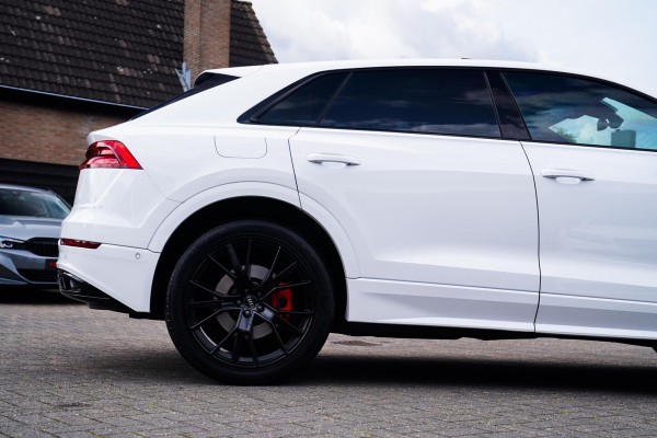 Audi Q8 55 TFSI quattro Pro Line Plus | Stoelverkoeling | Stuurverwarming | Luchtvering | Panorama | Adaptieve Cruise |