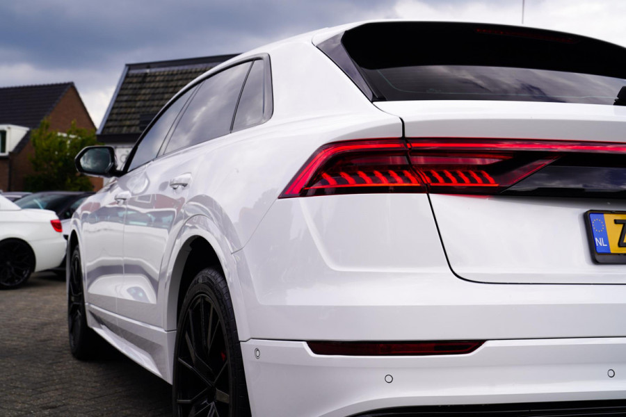Audi Q8 55 TFSI quattro Pro Line Plus | Stoelverkoeling | Stuurverwarming | Luchtvering | Panorama | Adaptieve Cruise |