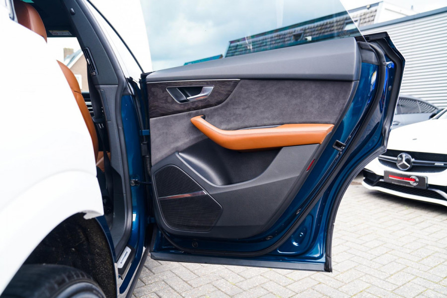 Audi Q8 55 TFSI quattro Pro Line Plus | Stoelverkoeling | Stuurverwarming | Luchtvering | Panorama | Adaptieve Cruise |