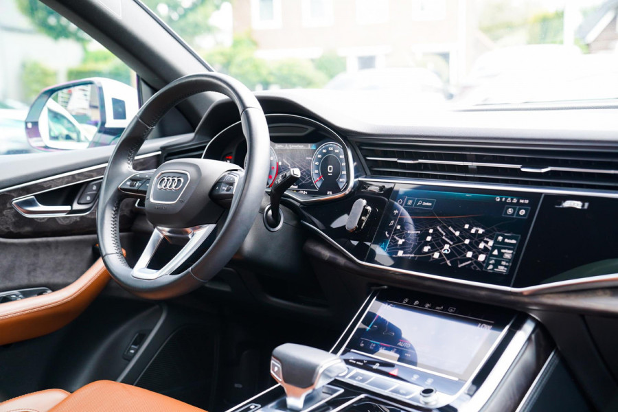 Audi Q8 55 TFSI quattro Pro Line Plus | Stoelverkoeling | Stuurverwarming | Luchtvering | Panorama | Adaptieve Cruise |