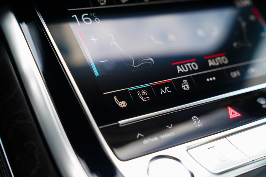 Audi Q8 55 TFSI quattro Pro Line Plus | Stoelverkoeling | Stuurverwarming | Luchtvering | Panorama | Adaptieve Cruise |