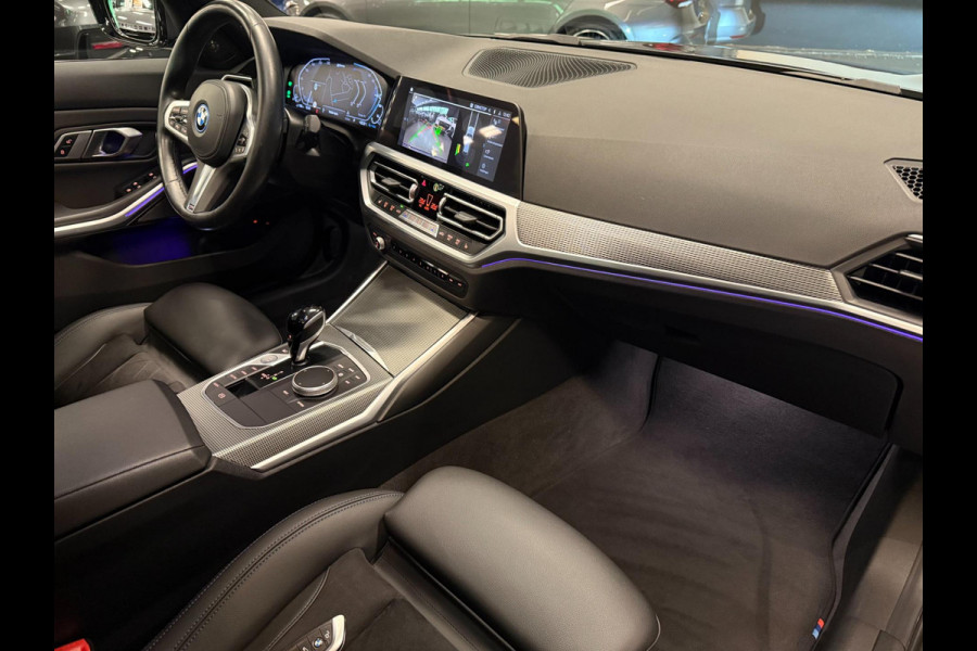 BMW 3 Serie Touring 330e M-SPORT PANO/H-KARDON/V-COCKPIT/NAVI/CAM/DAB/CARPLAY///