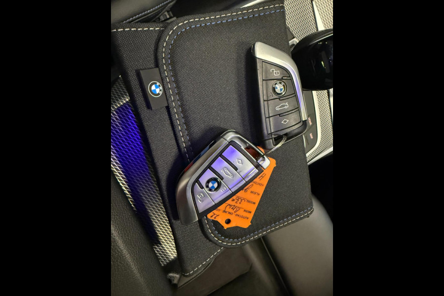 BMW 3 Serie Touring 330e M-SPORT PANO/H-KARDON/V-COCKPIT/NAVI/CAM/DAB/CARPLAY///