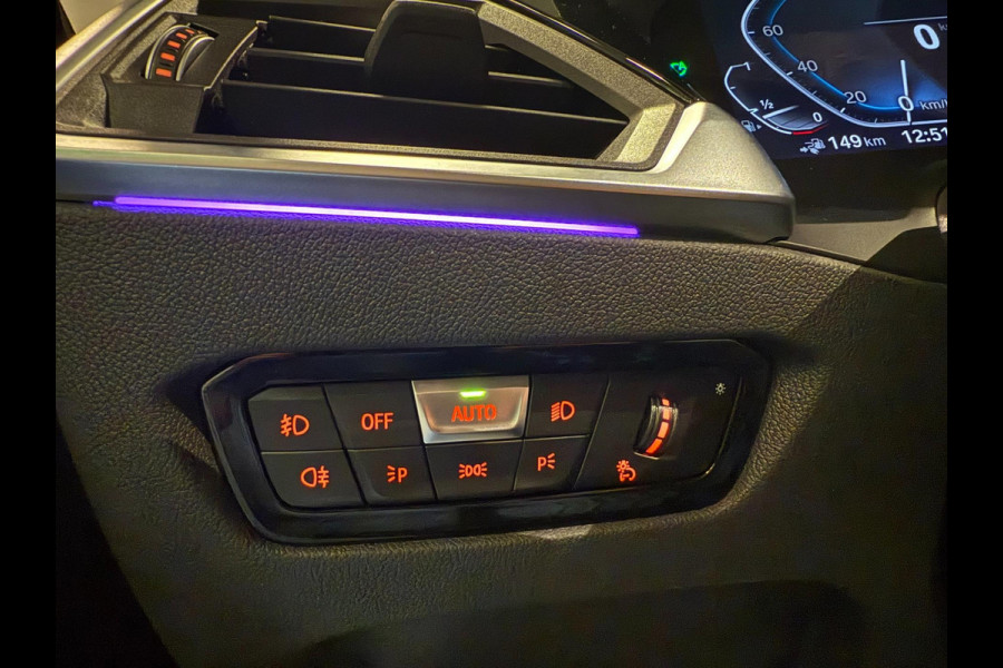 BMW 3 Serie Touring 330e M-SPORT PANO/H-KARDON/V-COCKPIT/NAVI/CAM/DAB/CARPLAY///