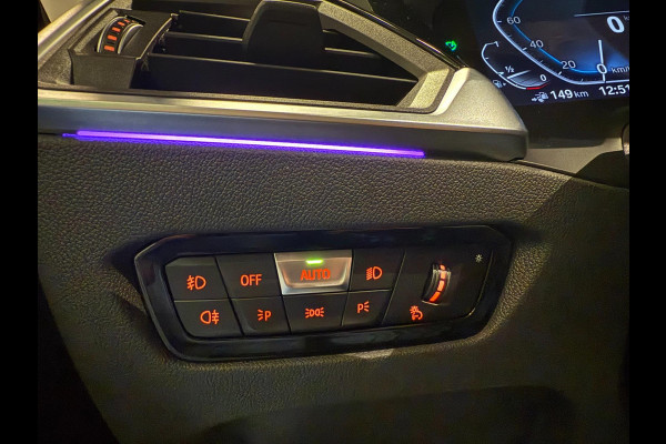 BMW 3 Serie Touring 330e M-SPORT PANO/H-KARDON/V-COCKPIT/NAVI/CAM/DAB/CARPLAY///