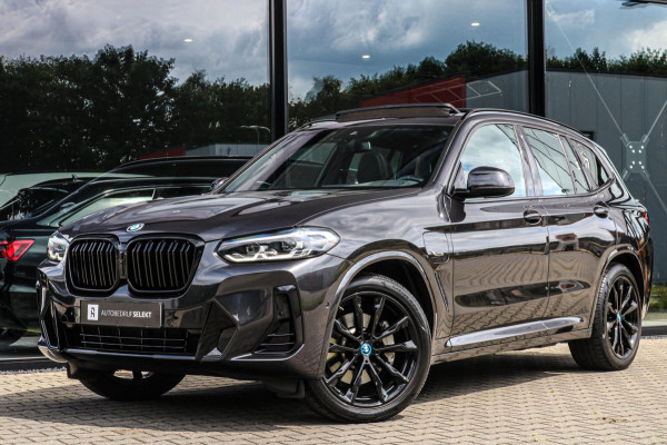 BMW X3 XDrive30e - M-SPORT - PANO - TREKHAAK - 20 INCH - NIEUW MODEL!