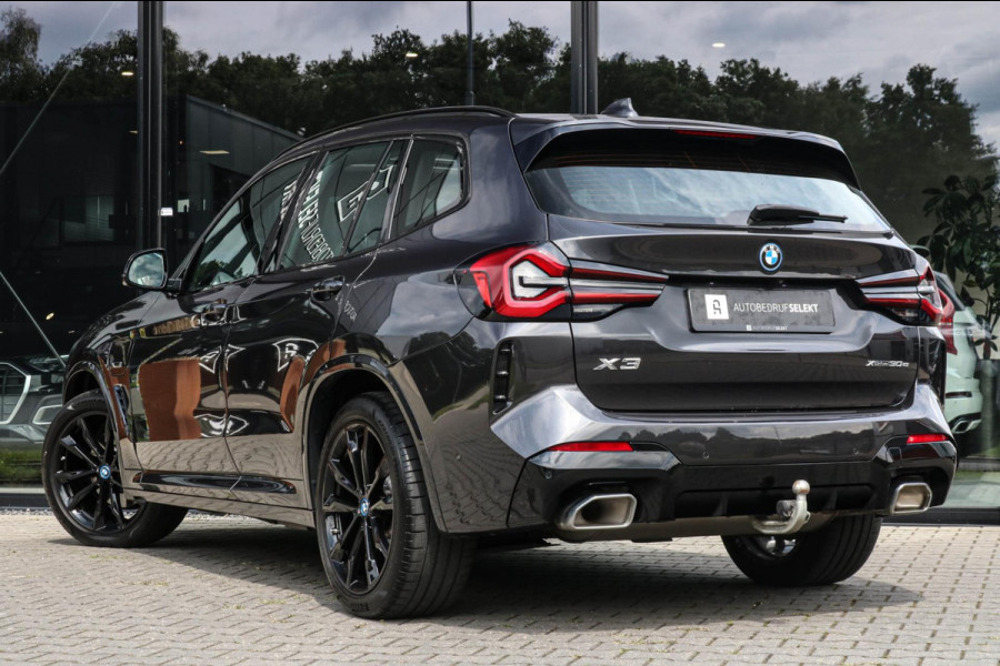 BMW X3 XDrive30e - M-SPORT - PANO - TREKHAAK - 20 INCH - NIEUW MODEL!