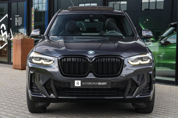 BMW X3 XDrive30e - M-SPORT - PANO - TREKHAAK - 20 INCH - NIEUW MODEL!