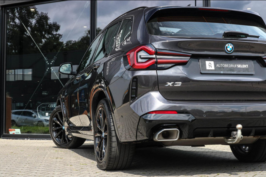 BMW X3 XDrive30e - M-SPORT - PANO - TREKHAAK - 20 INCH - NIEUW MODEL!