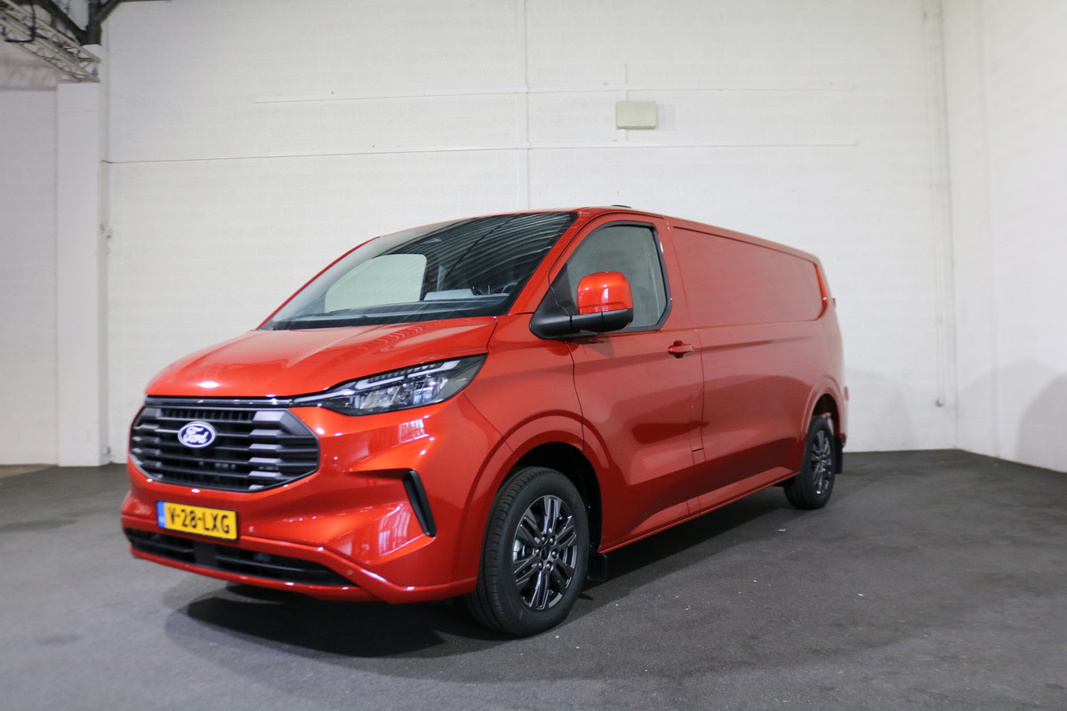 Ford Transit Custom 2.0 TDci L2 H1 Limited Airco Navigatie Apple Carplay (wordt verwacht) Ford Transit Custom 2.0 TDci L2 H1 Limited Airco Navigatie Apple Carplay (wordt verwacht)