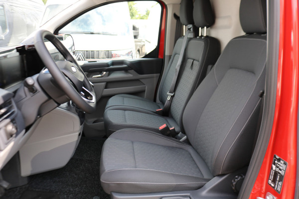 Ford Transit Custom 2.0 TDci L2 H1 Limited Airco Navigatie Apple Carplay (wordt verwacht)