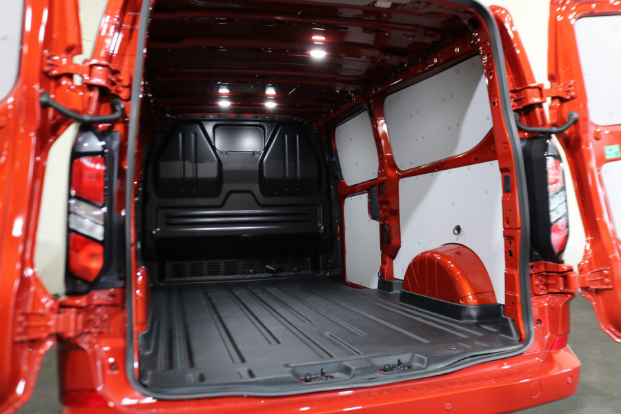Ford Transit Custom 2.0 TDci L2 H1 Limited Airco Navigatie Apple Carplay (wordt verwacht)