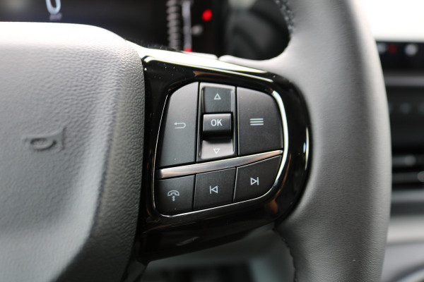 Ford Transit Custom 2.0 TDci L2 H1 Limited Airco Navigatie Apple Carplay (wordt verwacht)
