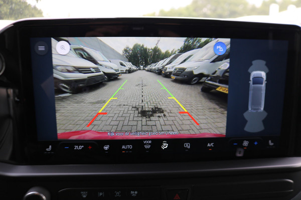 Ford Transit Custom 2.0 TDci L2 H1 Limited Airco Navigatie Apple Carplay (wordt verwacht)