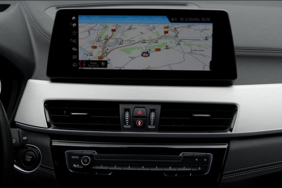 BMW X1 xDrive25e High Exec. / 18inch / Leder/ INCL. 12 maanden BOVAG