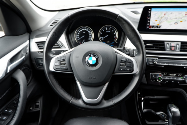 BMW X1 xDrive25e High Exec. / 18inch / Leder/ INCL. 12 maanden BOVAG