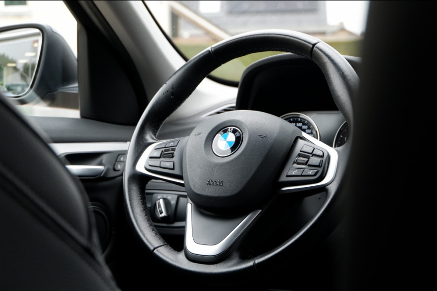 BMW X1 xDrive25e High Exec. / 18inch / Leder/ INCL. 12 maanden BOVAG