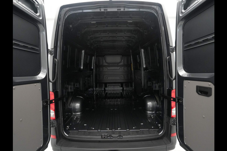 Volkswagen Crafter 2.0 TDI 103kW 140PK GVW 3.5T WB 3640mm L3H3 Trendline BPM vrij! Operational Lease vanaf € 990,-