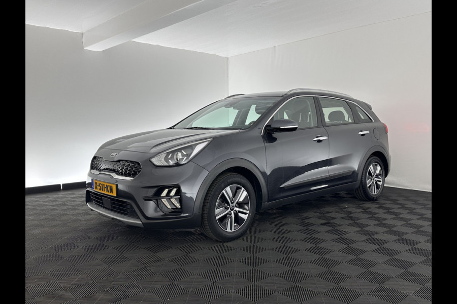 Kia Niro 1.6 GDi Hybrid DynamicLine (INCL-BTW) Aut. *ADAPTIVE-CRUISE | LEATHER-FABRIC | NAVI-FULLMAP | HEATED-COMFORTSEATS | CAMERA | DAB+ | KEYLESS | ECC | DIGI-COCKPIT | SHIFT-PADDLES | LANE-ASSIST | PDC | TOWBAR | 16''ALU*