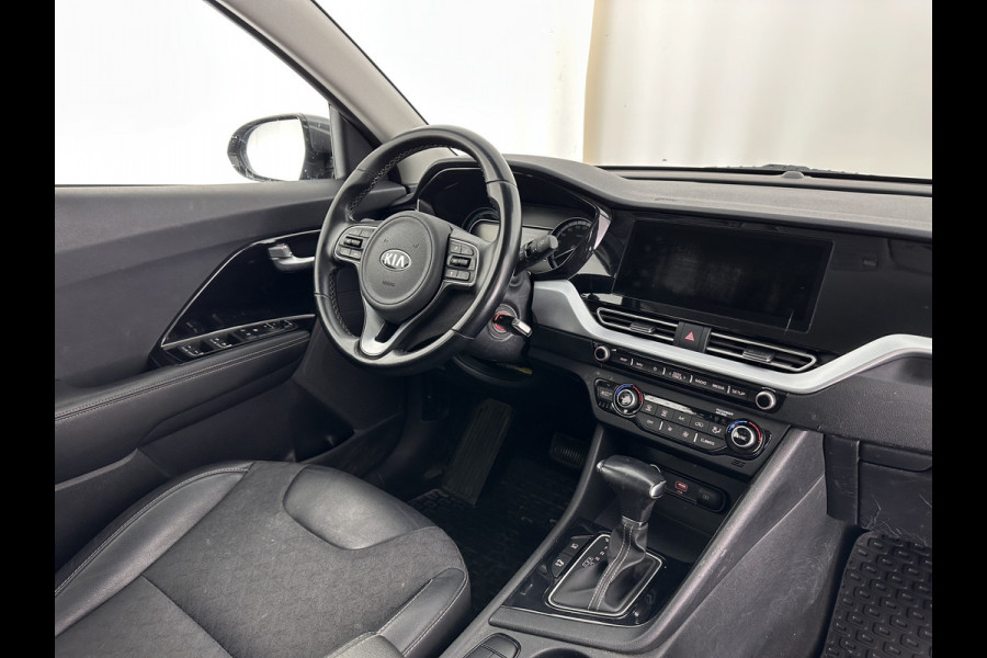 Kia Niro 1.6 GDi Hybrid DynamicLine (INCL-BTW) Aut. *ADAPTIVE-CRUISE | LEATHER-FABRIC | NAVI-FULLMAP | HEATED-COMFORTSEATS | CAMERA | DAB+ | KEYLESS | ECC | DIGI-COCKPIT | SHIFT-PADDLES | LANE-ASSIST | PDC | TOWBAR | 16''ALU*