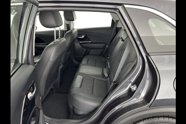 Kia Niro 1.6 GDi Hybrid DynamicLine (INCL-BTW) Aut. *ADAPTIVE-CRUISE | LEATHER-FABRIC | NAVI-FULLMAP | HEATED-COMFORTSEATS | CAMERA | DAB+ | KEYLESS | ECC | DIGI-COCKPIT | SHIFT-PADDLES | LANE-ASSIST | PDC | TOWBAR | 16''ALU*