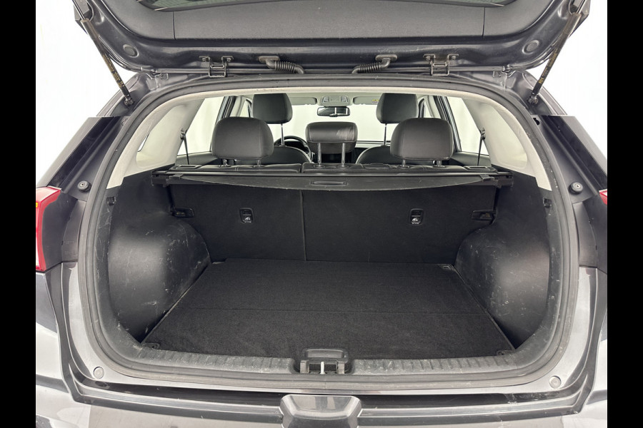 Kia Niro 1.6 GDi Hybrid DynamicLine (INCL-BTW) Aut. *ADAPTIVE-CRUISE | LEATHER-FABRIC | NAVI-FULLMAP | HEATED-COMFORTSEATS | CAMERA | DAB+ | KEYLESS | ECC | DIGI-COCKPIT | SHIFT-PADDLES | LANE-ASSIST | PDC | TOWBAR | 16''ALU*