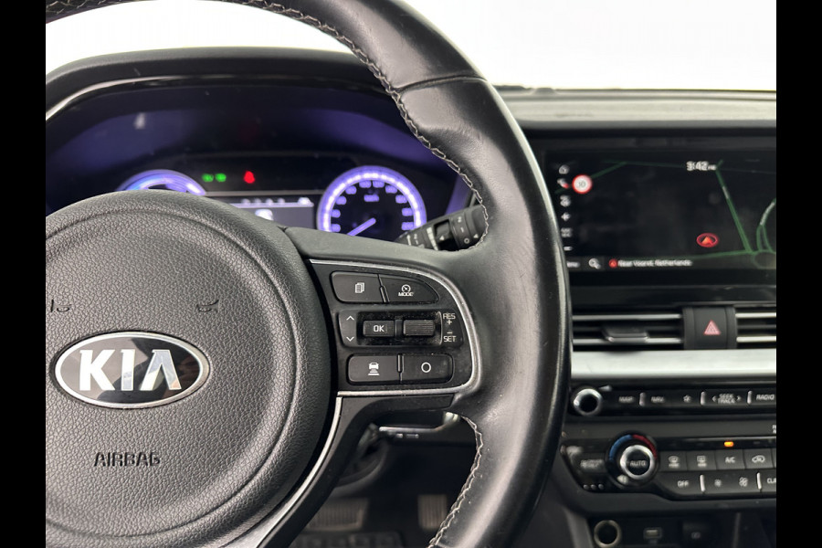 Kia Niro 1.6 GDi Hybrid DynamicLine (INCL-BTW) Aut. *ADAPTIVE-CRUISE | LEATHER-FABRIC | NAVI-FULLMAP | HEATED-COMFORTSEATS | CAMERA | DAB+ | KEYLESS | ECC | DIGI-COCKPIT | SHIFT-PADDLES | LANE-ASSIST | PDC | TOWBAR | 16''ALU*