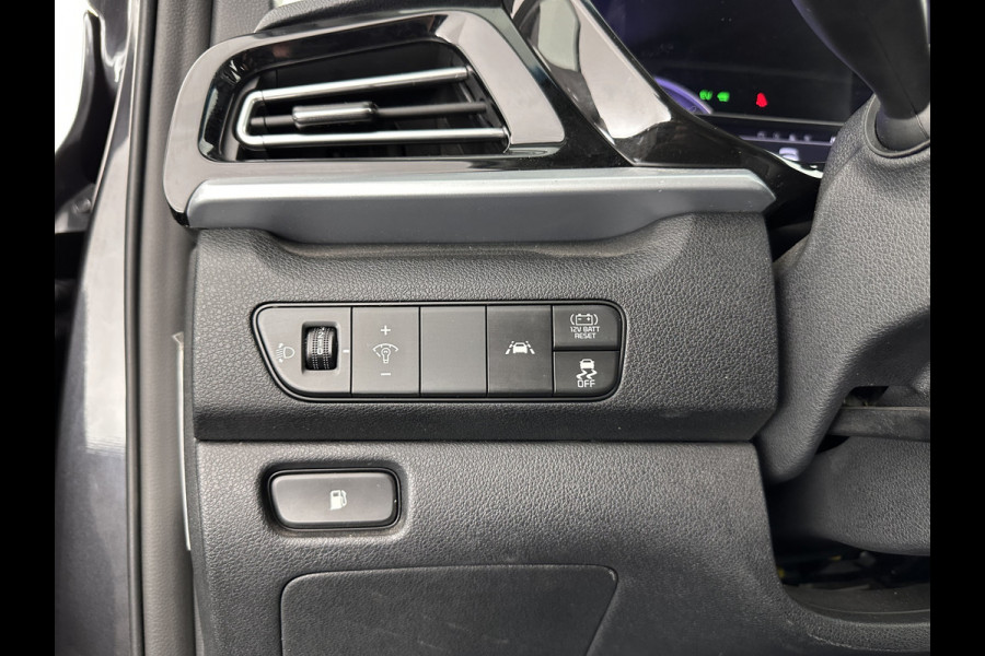 Kia Niro 1.6 GDi Hybrid DynamicLine (INCL-BTW) Aut. *ADAPTIVE-CRUISE | LEATHER-FABRIC | NAVI-FULLMAP | HEATED-COMFORTSEATS | CAMERA | DAB+ | KEYLESS | ECC | DIGI-COCKPIT | SHIFT-PADDLES | LANE-ASSIST | PDC | TOWBAR | 16''ALU*