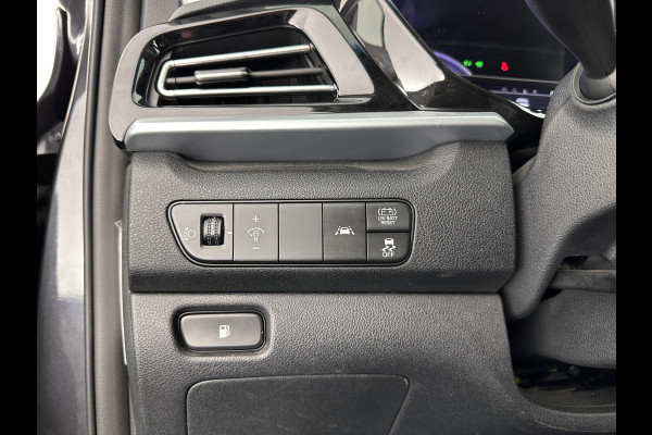 Kia Niro 1.6 GDi Hybrid DynamicLine (INCL-BTW) Aut. *ADAPTIVE-CRUISE | LEATHER-FABRIC | NAVI-FULLMAP | HEATED-COMFORTSEATS | CAMERA | DAB+ | KEYLESS | ECC | DIGI-COCKPIT | SHIFT-PADDLES | LANE-ASSIST | PDC | TOWBAR | 16''ALU*
