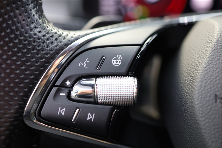 Škoda Kodiaq 1.5 TSI Sportline Business | Ned. Auto | Trekhaak | Stuur en stoel verwarming | Sportline | Hoge instap | caravan trekker bij uitstek | BTW voor bedrijven verekenbaar |