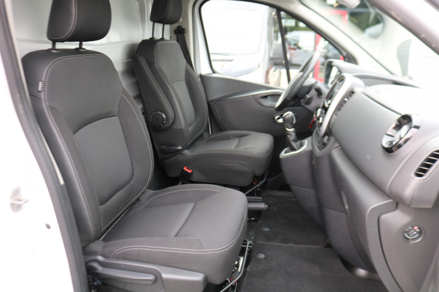 Renault Trafic 2.0 dCi 170pk L2 H1 Automaat Airco Navigatie Camera Trekhaak